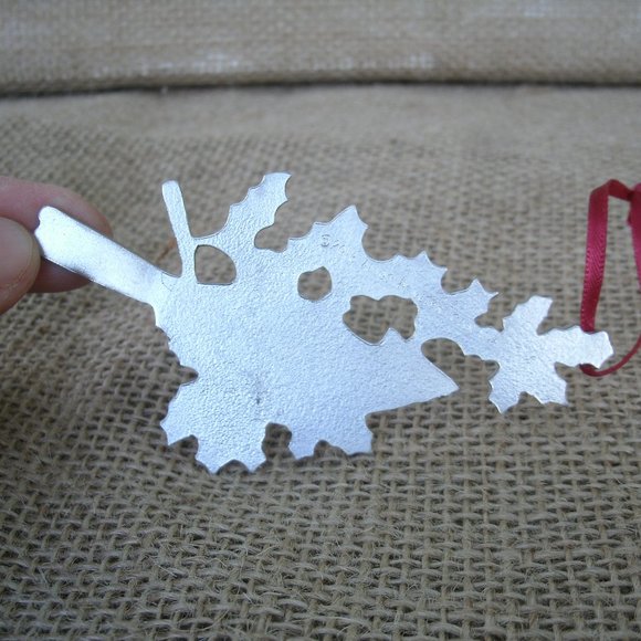 Pewter Cardinal & Holly Hanging Ornament - Picture 11 of 16